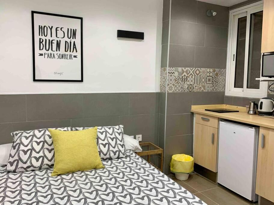 Nice Apartment In Barcelona By Perita Next Metro St T1 Ngoại thất bức ảnh