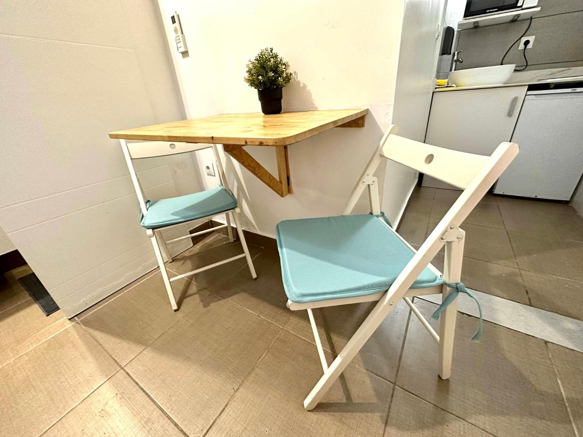 Nice Apartment In Barcelona By Perita Next Metro St T1 Ngoại thất bức ảnh