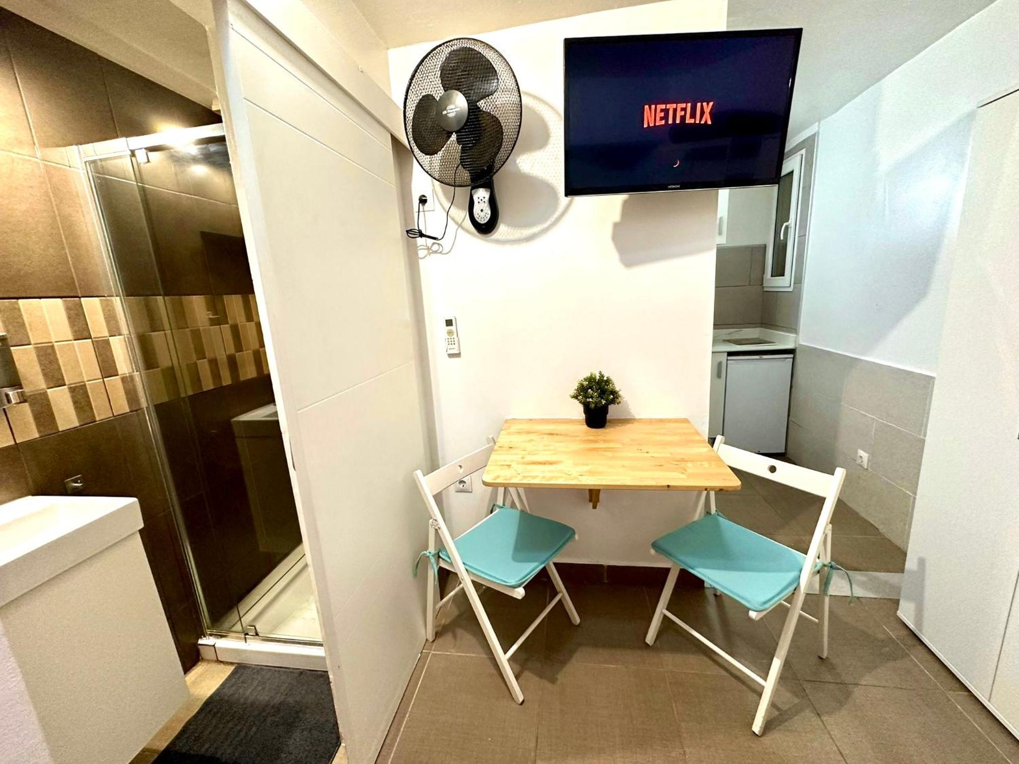Nice Apartment In Barcelona By Perita Next Metro St T1 Ngoại thất bức ảnh
