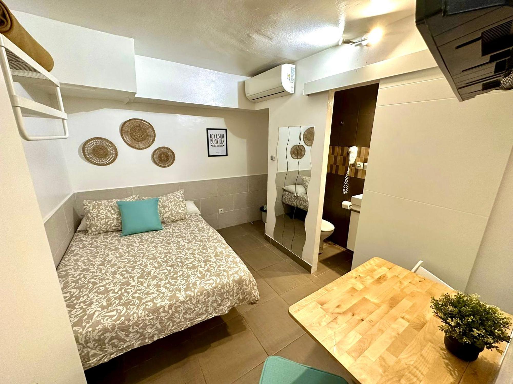 Nice Apartment In Barcelona By Perita Next Metro St T1 Ngoại thất bức ảnh