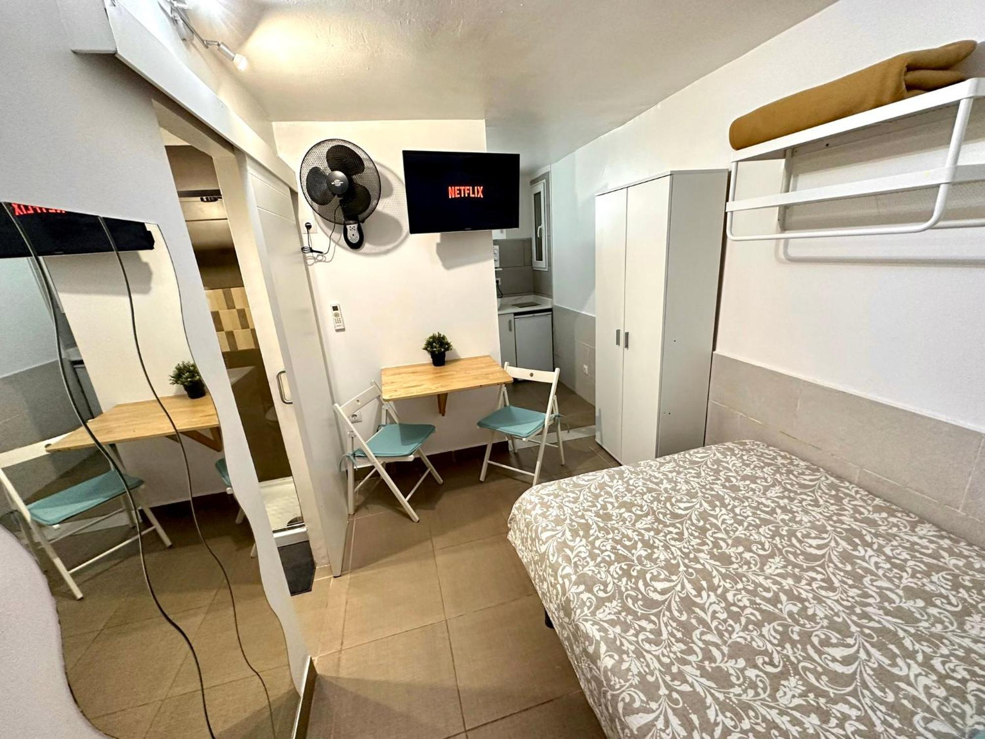 Nice Apartment In Barcelona By Perita Next Metro St T1 Ngoại thất bức ảnh